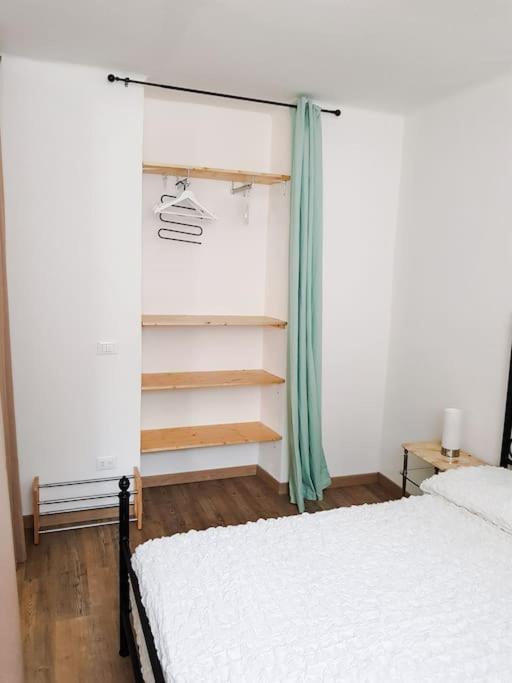 Thekeystudio, Studio Beige Nel Centro, 4 Minuti Dal Mare Bordighera Εξωτερικό φωτογραφία